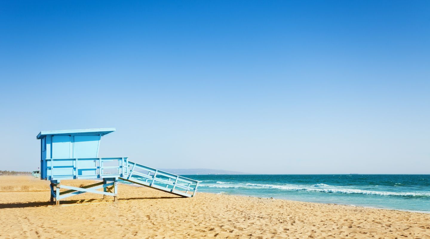 lifeguard tower at santa monica state beach